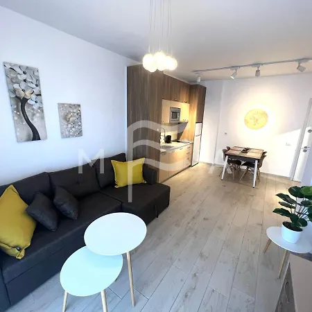Apartment Agimi 818 *